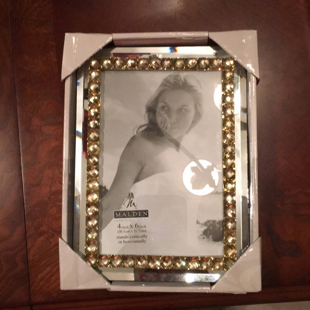 Two picture frames - wedding - Picture 3 of 4